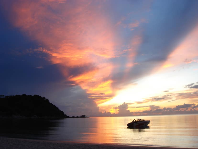 Dawn breaking over Thong Nai Pan beach on Koh Phangan